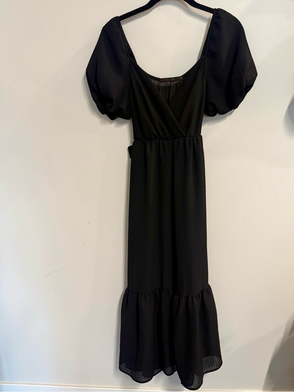Women's Black Puff-Sleeve Midi Dress with Ruffle Hem